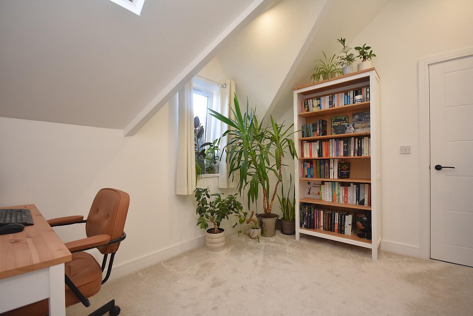 Flat 4, 76 Connaught Road, Cardiff, CF24 3PX